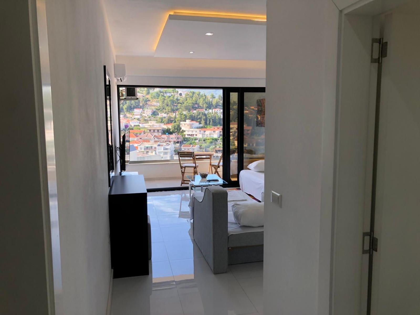 Royal View Luxury *